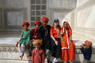 Taglia l'erba al Taj Mahal - Agra, India
