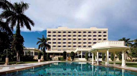 Hotel Taj View - Agra - India