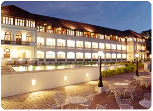 Hotel Bruntan Boatyard - Cochin - India